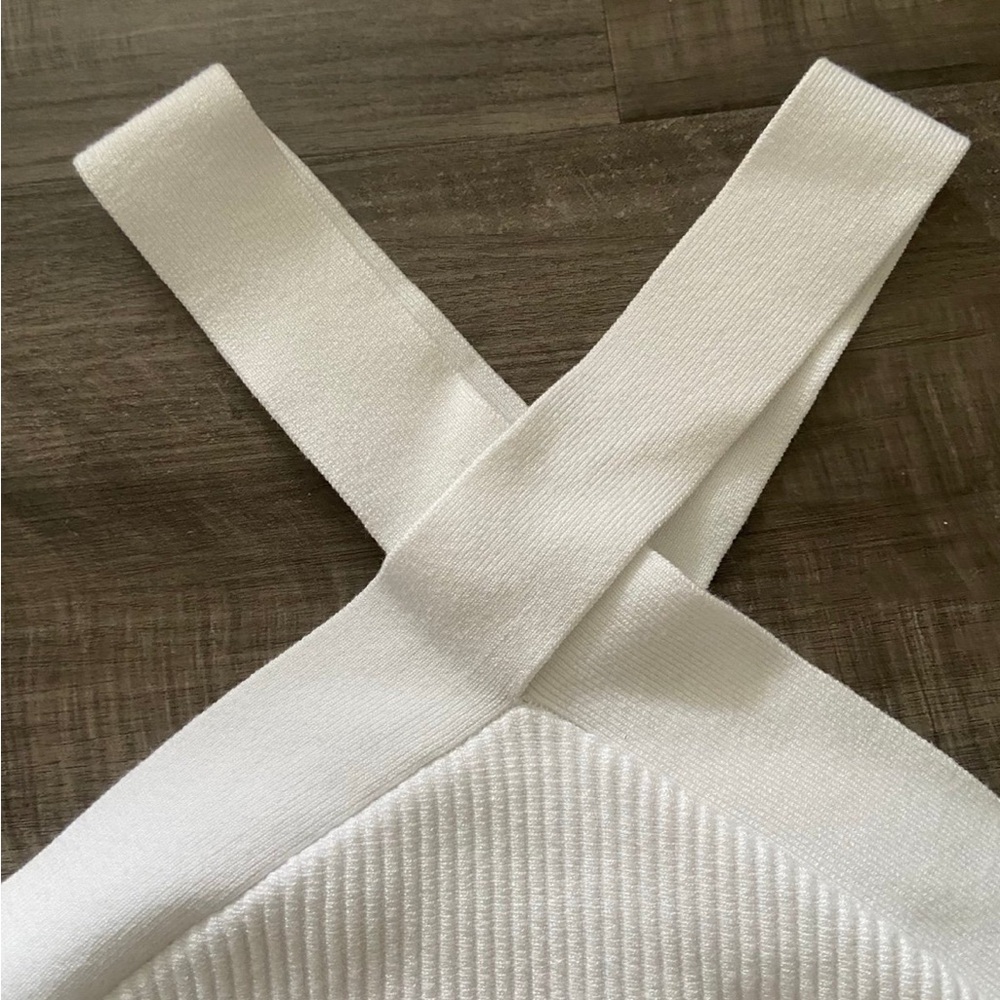 Abercrombie & Fitch Woman’s Knit Criss Cross Crop Top White Size Small - Picture 8 of 14